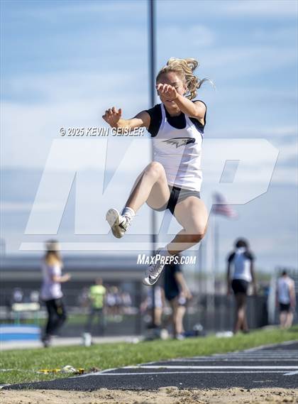 Thumbnail 2 in Racine Case Invitational photogallery.