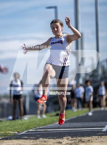 Thumbnail 1 in Racine Case Invitational photogallery.