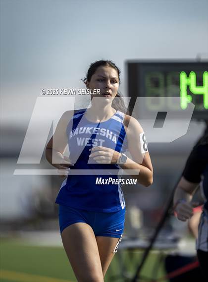 Thumbnail 1 in Racine Case Invitational photogallery.