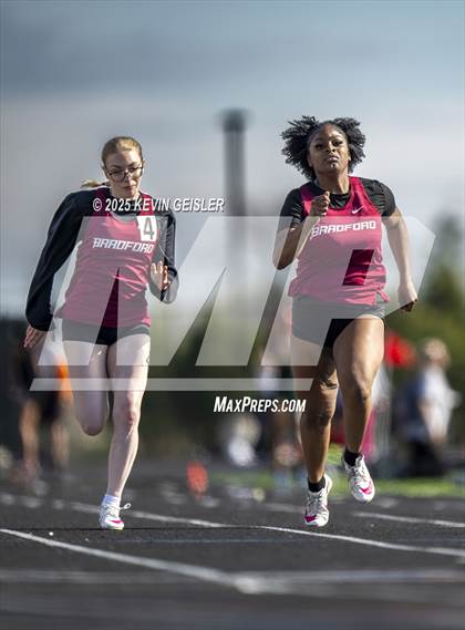 Thumbnail 1 in Racine Case Invitational photogallery.