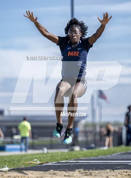 Thumbnail 2 in Racine Case Invitational photogallery.