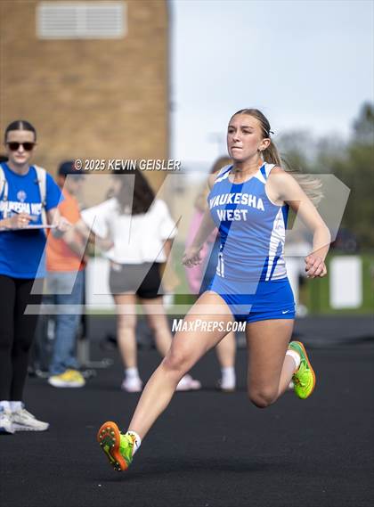 Thumbnail 1 in Racine Case Invitational photogallery.