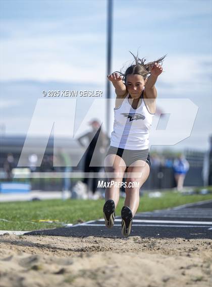 Thumbnail 3 in Racine Case Invitational photogallery.