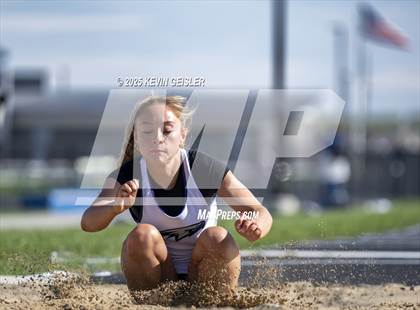 Thumbnail 3 in Racine Case Invitational photogallery.
