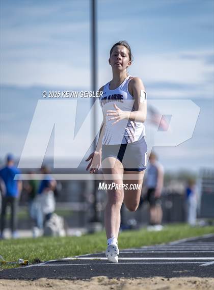 Thumbnail 3 in Racine Case Invitational photogallery.