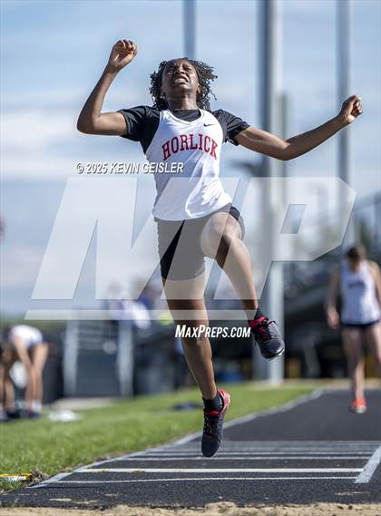 Thumbnail 2 in Racine Case Invitational photogallery.
