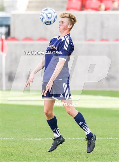 Thumbnail 1 in Herriman vs. Layton (UHSAA 5A Final) photogallery.