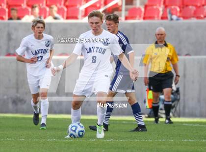 Thumbnail 3 in Herriman vs. Layton (UHSAA 5A Final) photogallery.