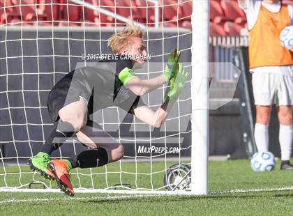 Thumbnail 1 in Herriman vs. Layton (UHSAA 5A Final) photogallery.