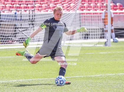 Thumbnail 3 in Herriman vs. Layton (UHSAA 5A Final) photogallery.