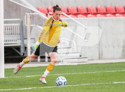 Thumbnail 1 in Herriman vs. Layton (UHSAA 5A Final) photogallery.
