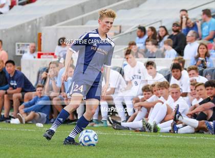 Thumbnail 2 in Herriman vs. Layton (UHSAA 5A Final) photogallery.
