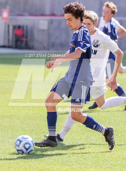 Thumbnail 2 in Herriman vs. Layton (UHSAA 5A Final) photogallery.