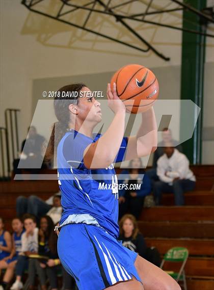 Thumbnail 1 in La Jolla Country Day vs. Miramonte (St. Mary's Stockton MLK Showcase) photogallery.
