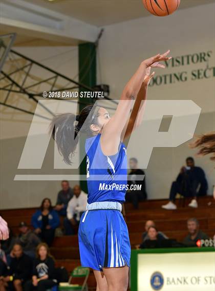 Thumbnail 3 in La Jolla Country Day vs. Miramonte (St. Mary's Stockton MLK Showcase) photogallery.