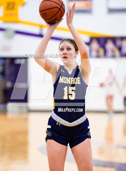 Thumbnail 1 in Monroe @ Bellbrook photogallery.