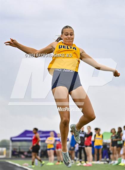 Thumbnail 3 in IHSAA Delta Sectionals (Long Jump)  photogallery.