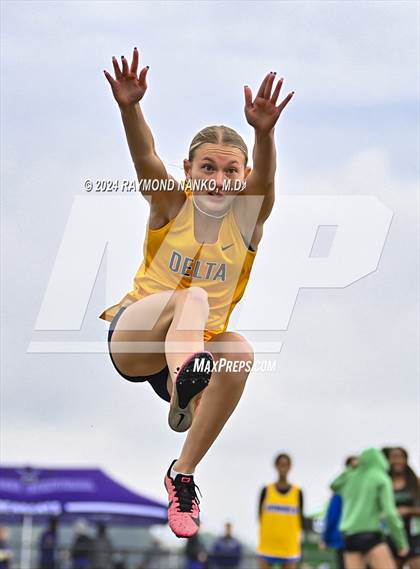 Thumbnail 3 in IHSAA Delta Sectionals (Long Jump)  photogallery.