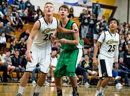 Thumbnail 1 in Thousand Oaks @ Calabasas photogallery.