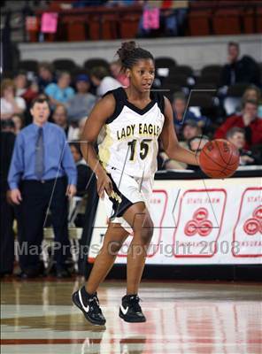 Thumbnail 1 in Woodville vs. Poth (UIL 2A Seimfinals) photogallery.