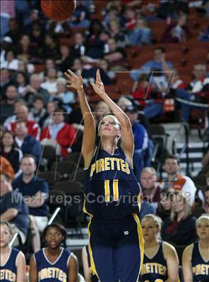 Thumbnail 1 in Woodville vs. Poth (UIL 2A Seimfinals) photogallery.