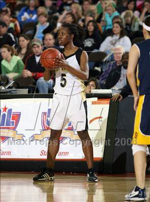 Thumbnail 3 in Woodville vs. Poth (UIL 2A Seimfinals) photogallery.