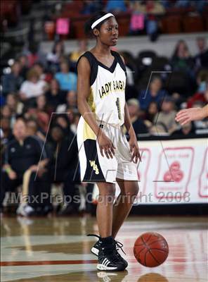 Thumbnail 1 in Woodville vs. Poth (UIL 2A Seimfinals) photogallery.