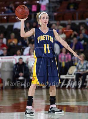 Thumbnail 3 in Woodville vs. Poth (UIL 2A Seimfinals) photogallery.