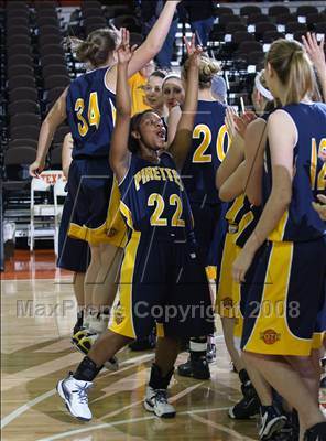 Thumbnail 2 in Woodville vs. Poth (UIL 2A Seimfinals) photogallery.