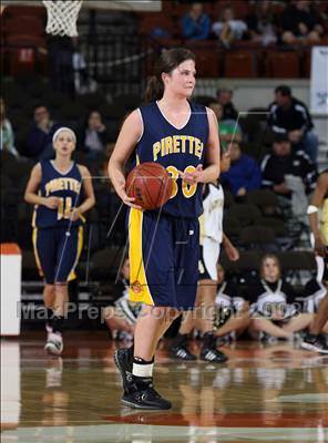 Thumbnail 3 in Woodville vs. Poth (UIL 2A Seimfinals) photogallery.