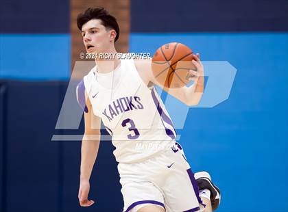 Thumbnail 3 in Collinsville vs. Lift for Life Academy photogallery.