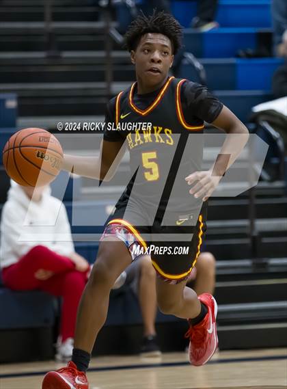 Thumbnail 1 in Collinsville vs. Lift for Life Academy photogallery.