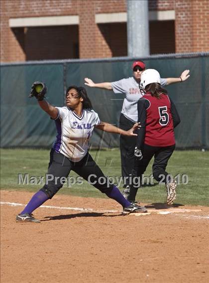 Thumbnail 1 in Keller Central vs. Crowley (Mansfield ISD Varsity Softball Tournament) photogallery.