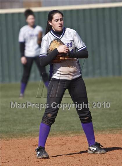 Thumbnail 3 in Keller Central vs. Crowley (Mansfield ISD Varsity Softball Tournament) photogallery.