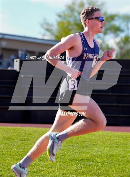 Thumbnail 3 in CHSAA Final 2A (3200 Meter) photogallery.