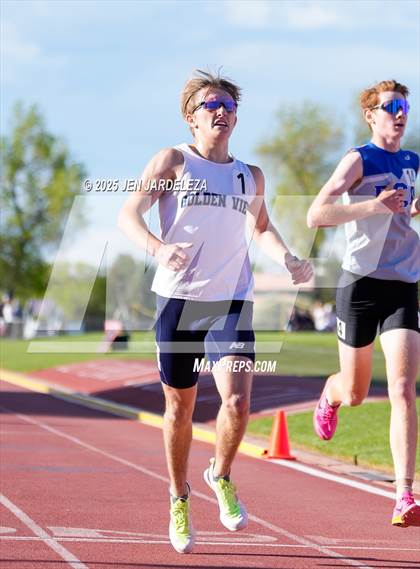 Thumbnail 1 in CHSAA Final 2A (3200 Meter) photogallery.