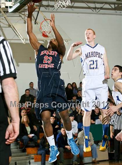 Thumbnail 1 in Kennedy Catholic vs. Mahopac (5th Annual Putnam Challenge) photogallery.