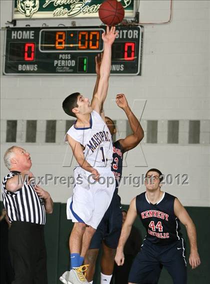Thumbnail 2 in Kennedy Catholic vs. Mahopac (5th Annual Putnam Challenge) photogallery.