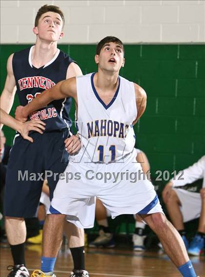 Thumbnail 3 in Kennedy Catholic vs. Mahopac (5th Annual Putnam Challenge) photogallery.