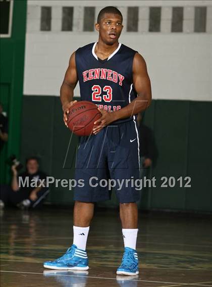Thumbnail 1 in Kennedy Catholic vs. Mahopac (5th Annual Putnam Challenge) photogallery.
