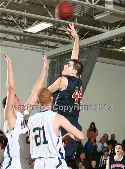 Thumbnail 3 in Kennedy Catholic vs. Mahopac (5th Annual Putnam Challenge) photogallery.