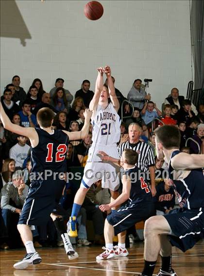 Thumbnail 1 in Kennedy Catholic vs. Mahopac (5th Annual Putnam Challenge) photogallery.