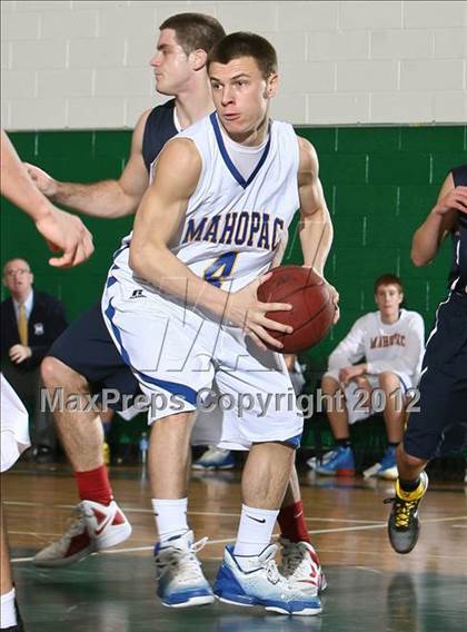 Thumbnail 1 in Kennedy Catholic vs. Mahopac (5th Annual Putnam Challenge) photogallery.