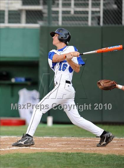Thumbnail 1 in Bosqueville vs Blue Ridge (Texas 1A Region II Playoffs) photogallery.