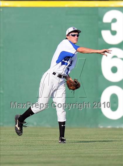 Thumbnail 3 in Bosqueville vs Blue Ridge (Texas 1A Region II Playoffs) photogallery.