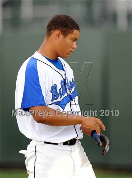 Thumbnail 1 in Bosqueville vs Blue Ridge (Texas 1A Region II Playoffs) photogallery.
