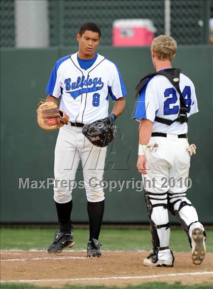 Thumbnail 2 in Bosqueville vs Blue Ridge (Texas 1A Region II Playoffs) photogallery.