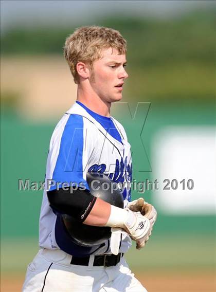 Thumbnail 2 in Bosqueville vs Blue Ridge (Texas 1A Region II Playoffs) photogallery.