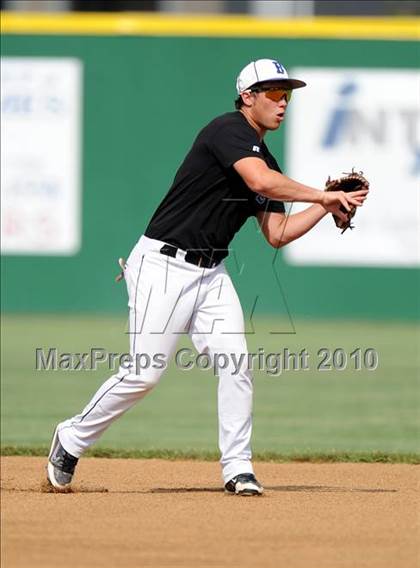 Thumbnail 1 in Bosqueville vs Blue Ridge (Texas 1A Region II Playoffs) photogallery.