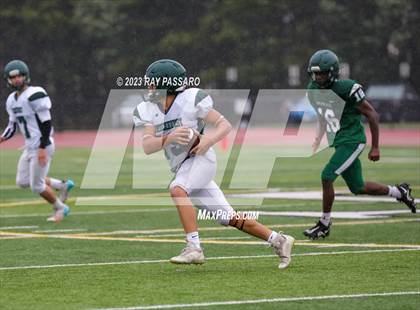 Thumbnail 3 in Lindenhurst William Floyd JV photogallery.